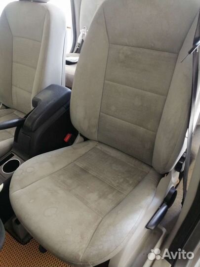 Химчистка салона автомобиля