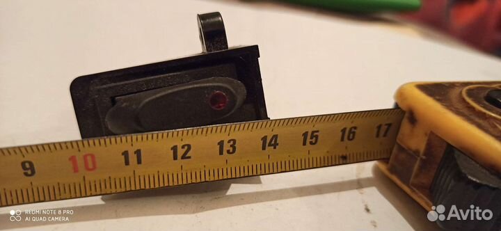 Кнопка вкл- выкл