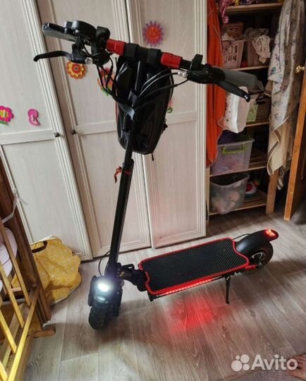Самокат взрослый электрический