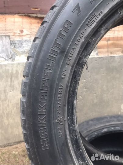 Nokian Tyres Hakkapeliitta 7 215/55 R17