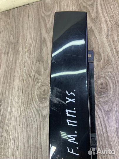 Накладка на дверь передняя правая Ford Mondeo