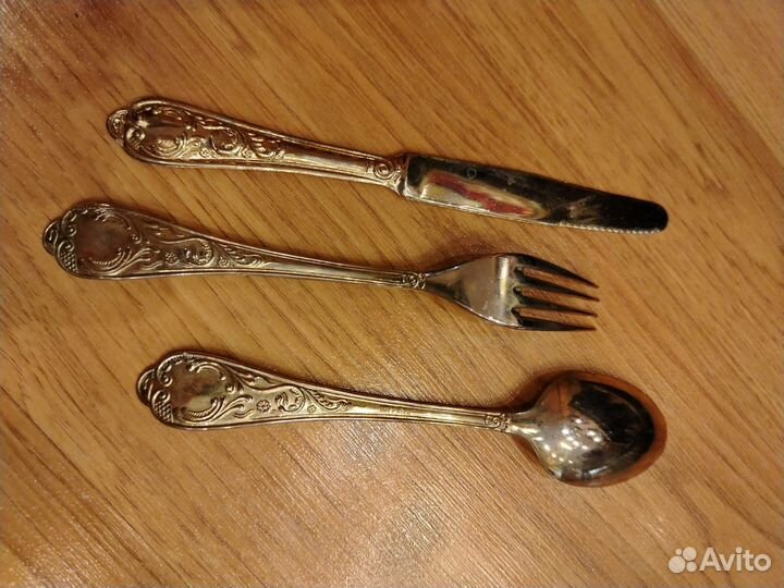 Набор столовых приборов