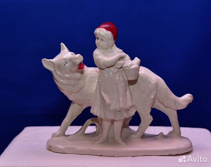 Фарфоровые статуэтки