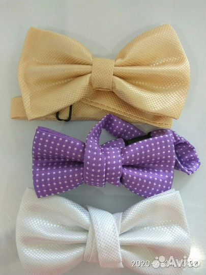 Набор мужской: галстук, платочек, запонки. Бабочка