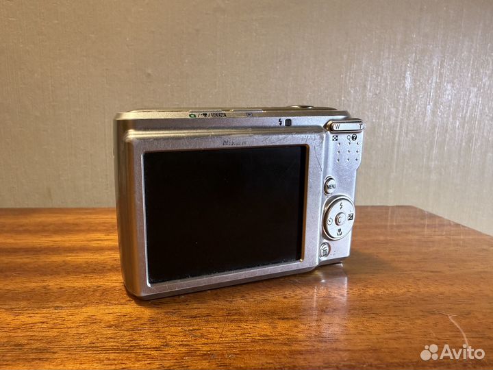Фотоаппарат Nikon coolpix L15