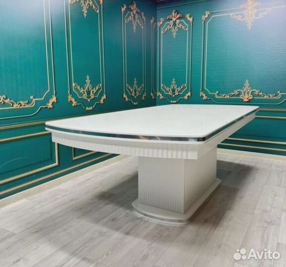 Стол для кухни со стульями