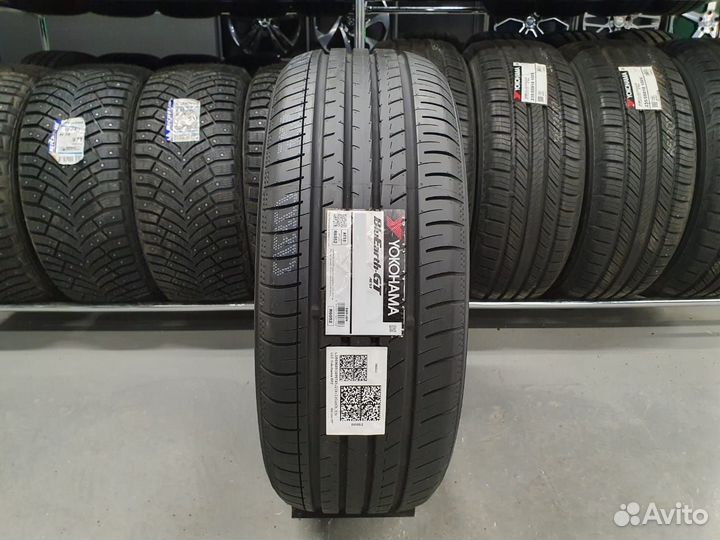 Yokohama BluEarth-A AE-51A 215/45 R17