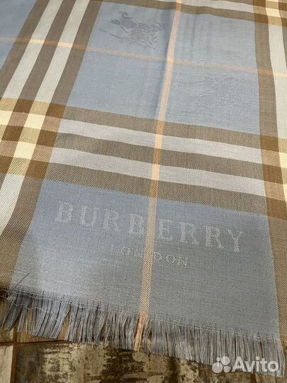 Шарф палантин Burberry голубой новый
