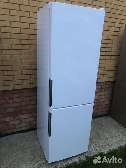 Холодильник hotpoint ariston