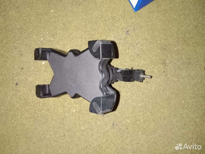 Держатель для смартфона на руль