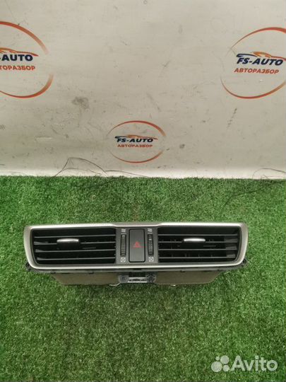 Воздуховод салона Mazda 3 хетчбэк BM 2.0 PE 2018