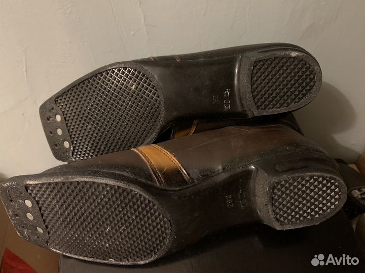 Ботинки лыжные