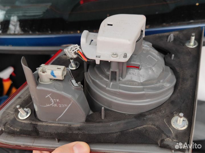 Фонарь задний правый honda civic 4d