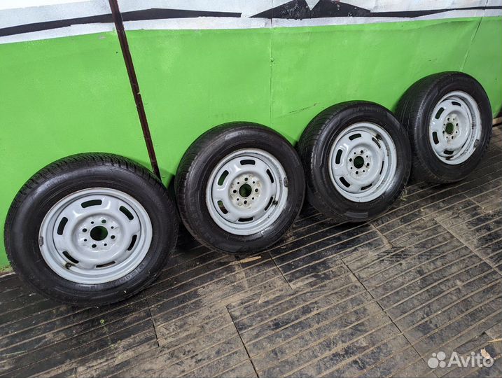 Диски с резиной на ваз