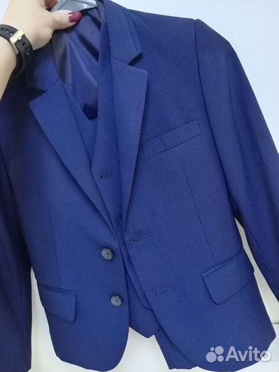 Костюм школьный