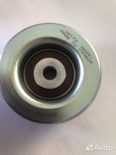 Ролик приводного ремня prado120
