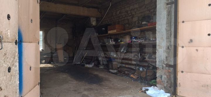 Гараж, > 30 м²