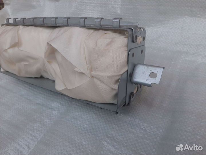 Подушка безопасности Infiniti G25 G35 G37 V36