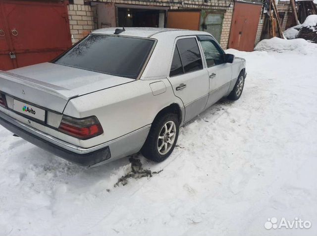 Mercedes-Benz W124 2.0 МТ, 1991, 200 000 км