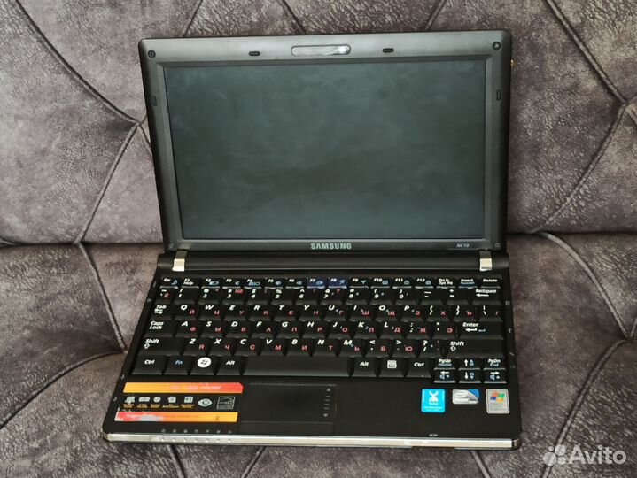 Нетбук samsung Np-NC10