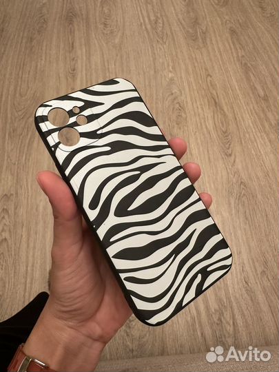 Чехол на iPhone 12