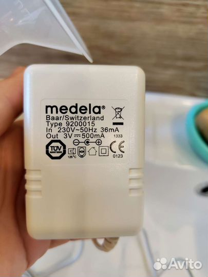 Молокоотсос medela электрический