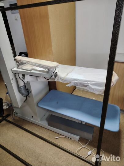 Гладильный стол