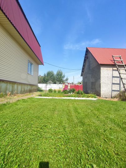 Дом 211 м² на участке 15,4 сот.