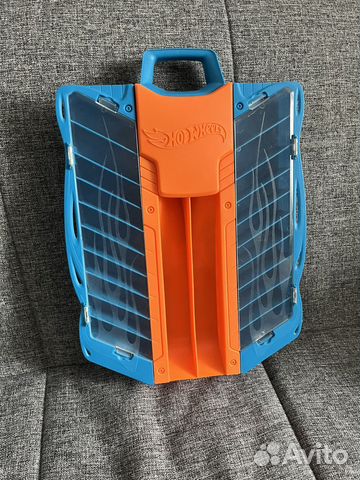 Hot wheels потртативный кейс