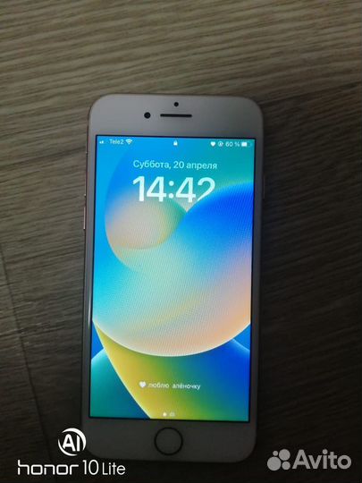 iPhone 8, 64 ГБ