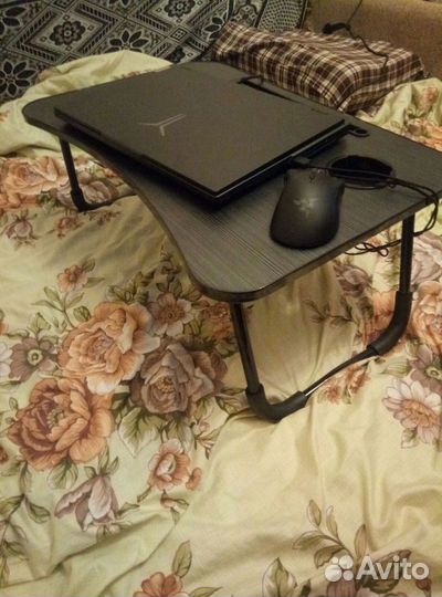 Столик складной для ноутбука