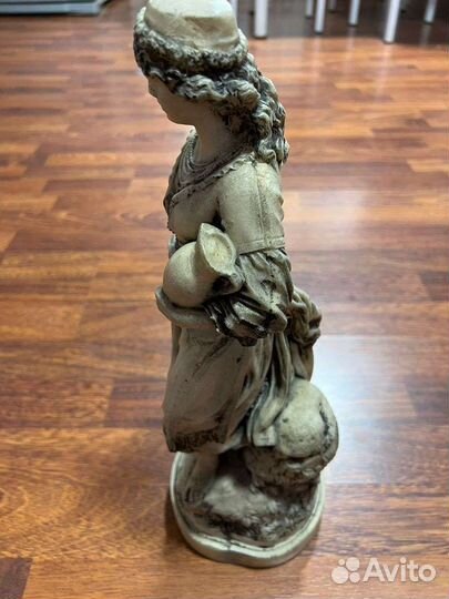 Статуэтка бисквитный фарфор