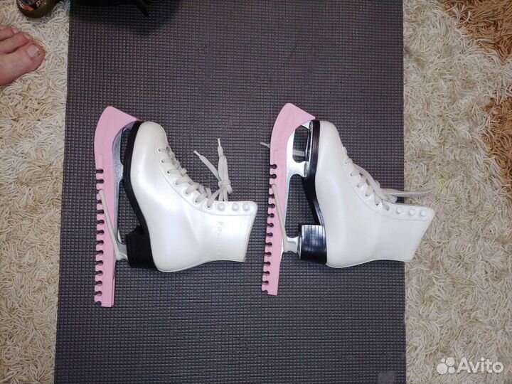 Коньки фигурные детские профессиональные