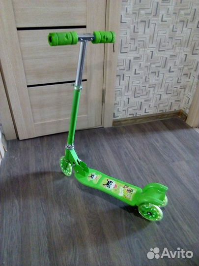 Самокат детский 3-х колесный