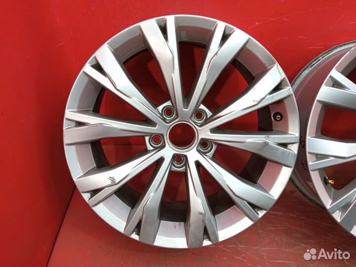 Комплект литых дисков Volkswagen Tiguan 2 R17