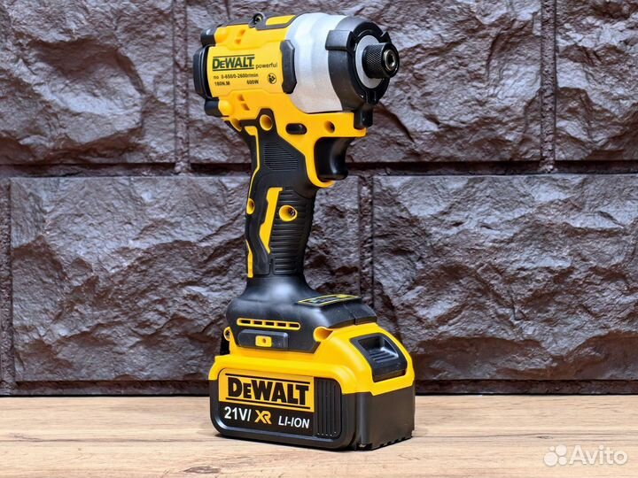 Винтоверт DeWalt 18v