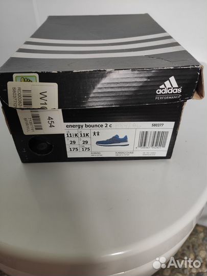 Кроссовки Adidas
