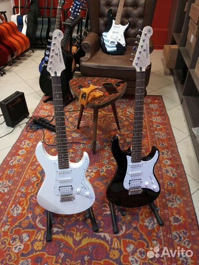 Электрогитара Yamaha Pacifica 012