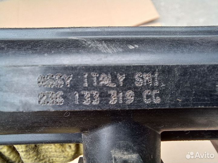 Топливная рампа форсунка Фольксваген Поло седан