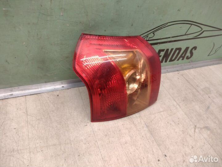 Фонарь задний левый Toyota Corolla E12 / 120