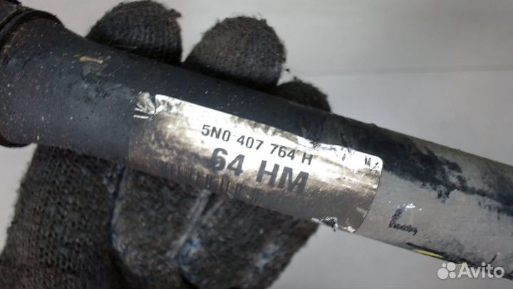 Полуось Volkswagen Tiguan, 2010