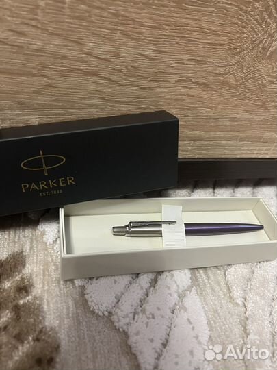 Шариковая ручка parker