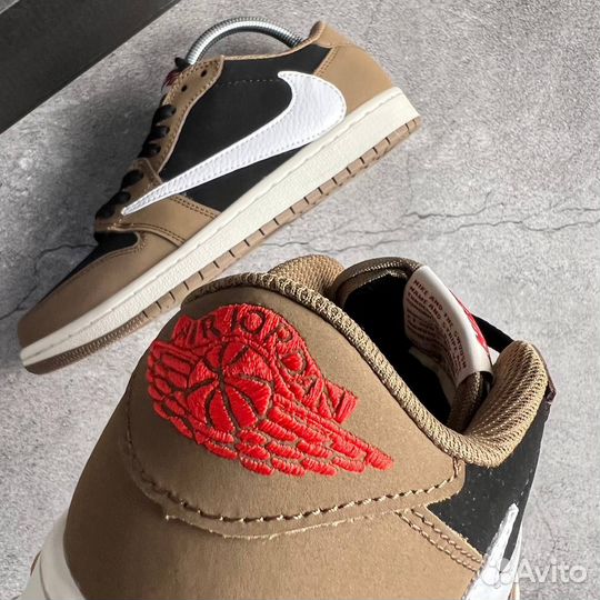 Air Jordan 1 Retro Low Travis Scott Dark Mocha