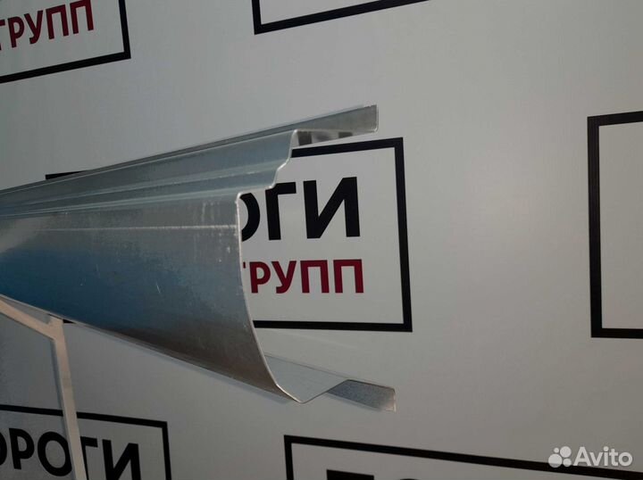 Пороги Suzuki Swift 1 хэтчбек 3 дверей