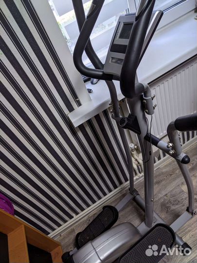 Эллиптический тренажёр