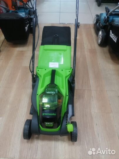 Газонокосилка аккумуляторная greenworks GD24LM33