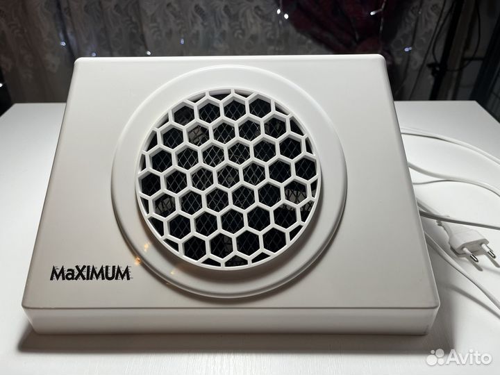 Пылесос для маникюра