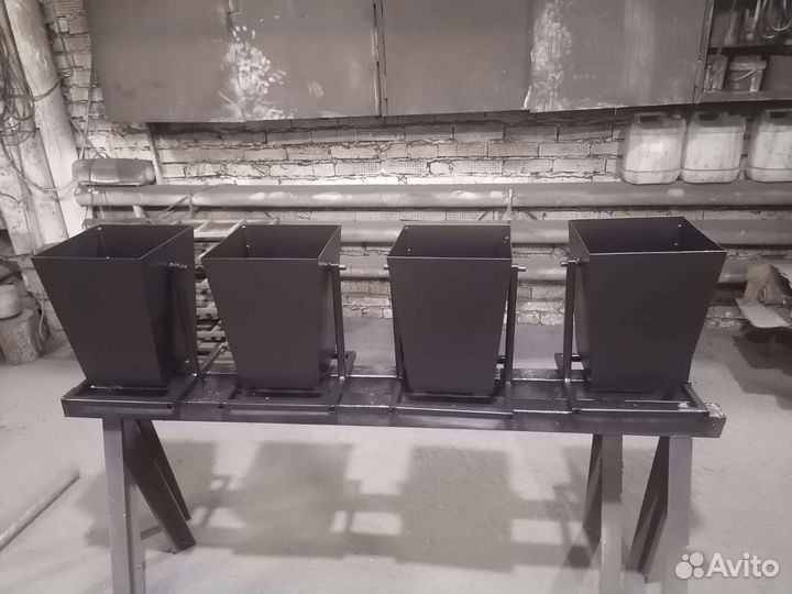 Урны металлические