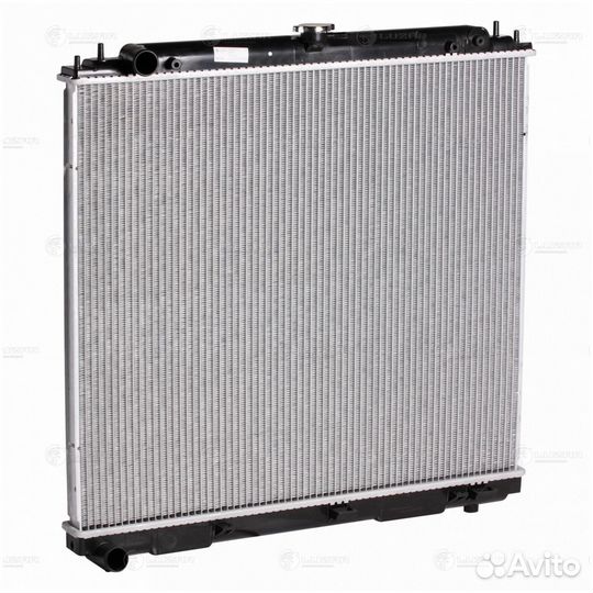Радиатор охлаждения Nissan Navara D40