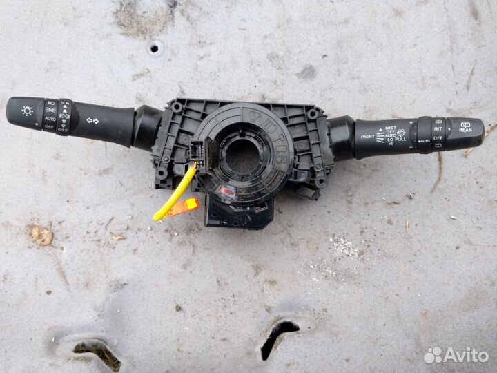 Подрулевой переключатель Mitsubishi Outlander